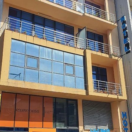 Blossom Hotel Batumi Eksteriør billede