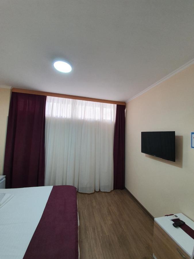 Blossom Hotel Batumi Eksteriør billede