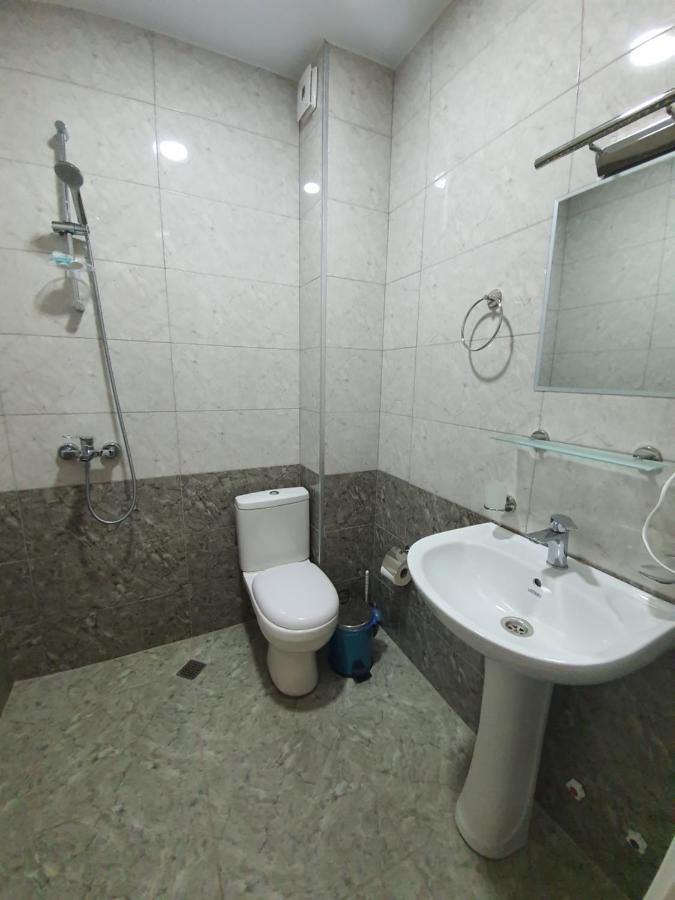 Blossom Hotel Batumi Eksteriør billede