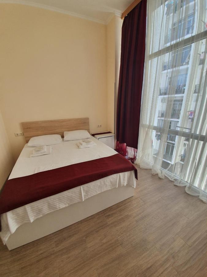 Blossom Hotel Batumi Eksteriør billede