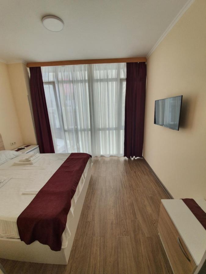Blossom Hotel Batumi Eksteriør billede